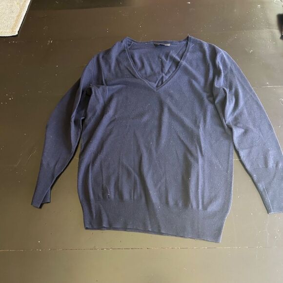 J Crew V-neck Forever sweater - navy - Picture 4 of 5